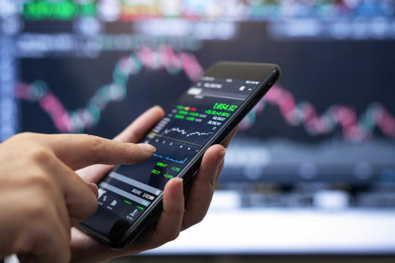 安全配资炒股网 ETF主力榜 | 消费50ETF(515650)主力资金净流出2753.13万元，居可比基金第一